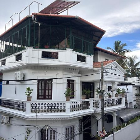 Beza Homestay Kochi Exteriör bild